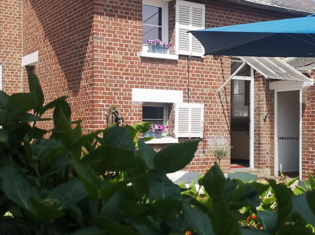 Le Repos Bien Merite Nesle Esterno foto